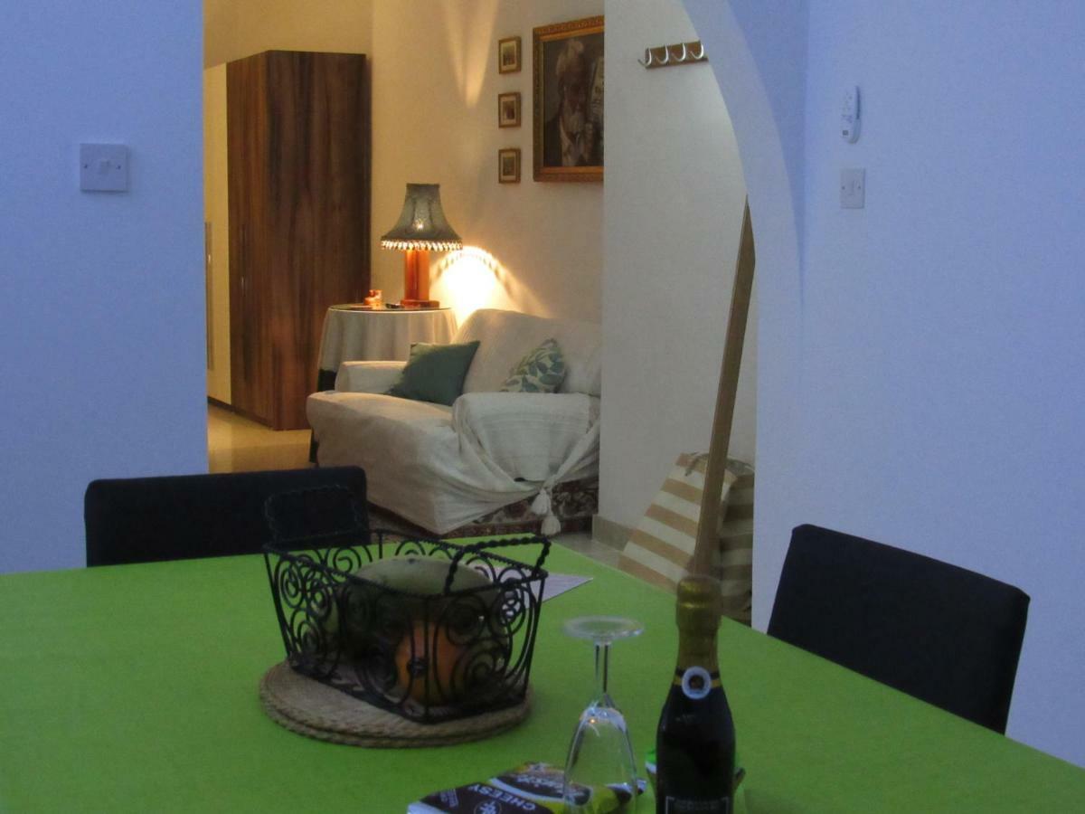 Central Studio Apartment Santa Vennera Zewnętrze zdjęcie